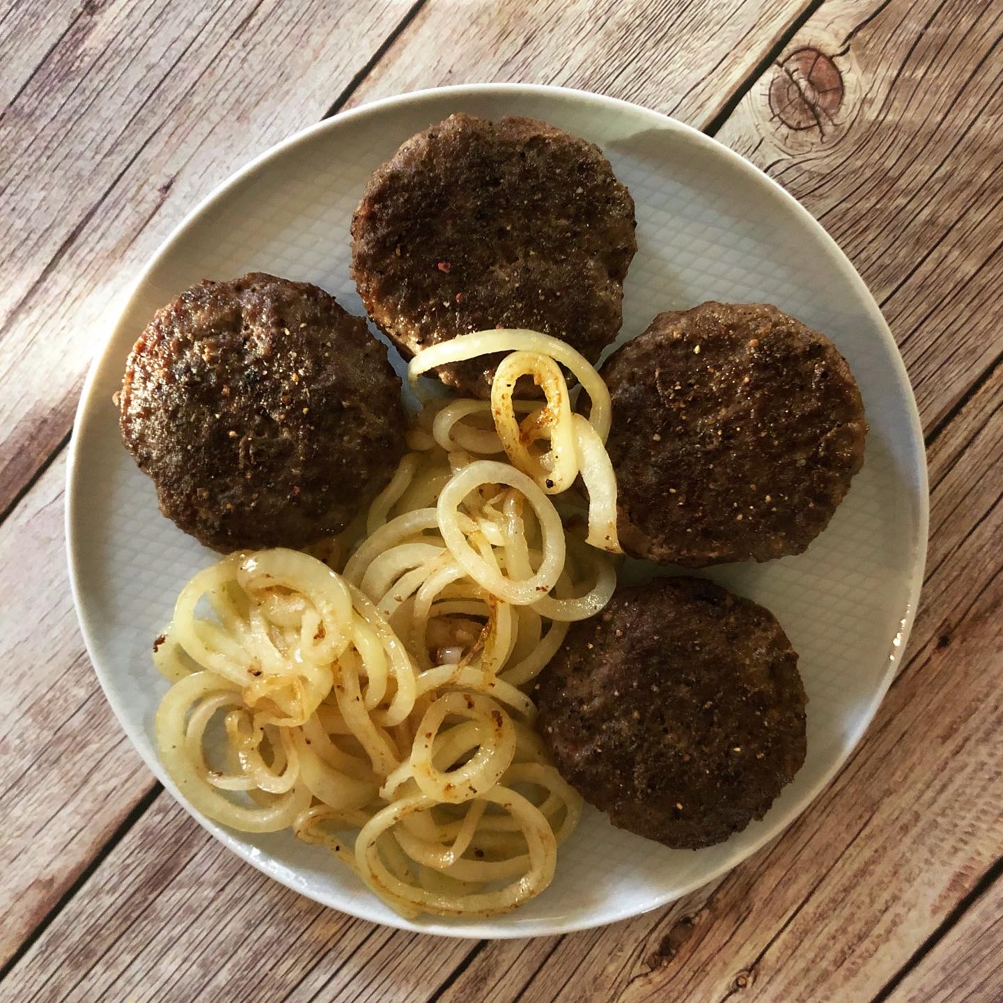 hakkeb-ffer-gr-ntmad